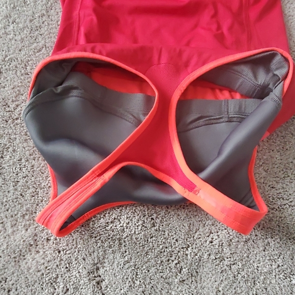 NWOT NIKE  DRI FIT ACTIVEWEAR - Picture 6 of 8